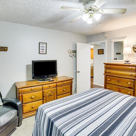 Reed Springs Condo With Furnished Deck And Pool Access Reeds Spring Екстер'єр фото
