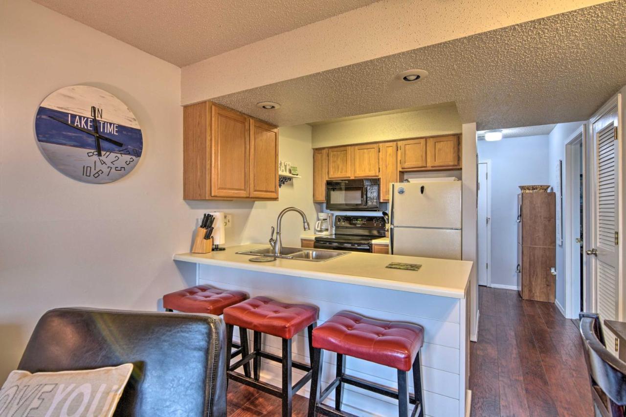 Reed Springs Condo With Furnished Deck And Pool Access Reeds Spring Екстер'єр фото