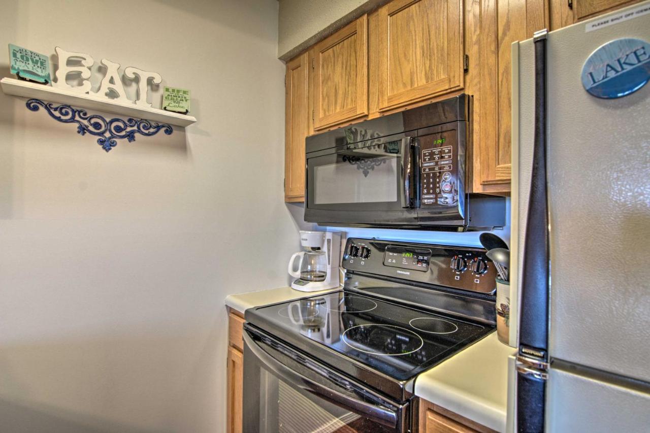 Reed Springs Condo With Furnished Deck And Pool Access Reeds Spring Екстер'єр фото