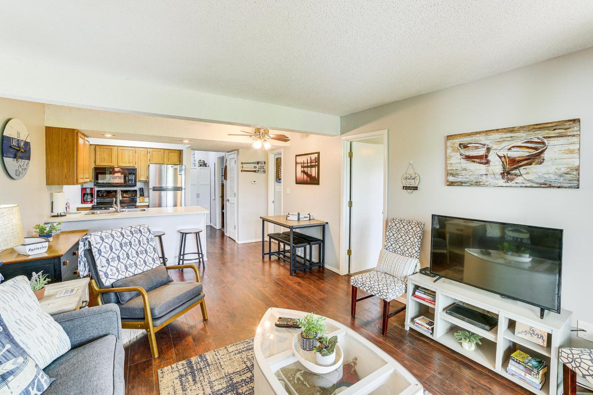 Reed Springs Condo With Furnished Deck And Pool Access Reeds Spring Екстер'єр фото
