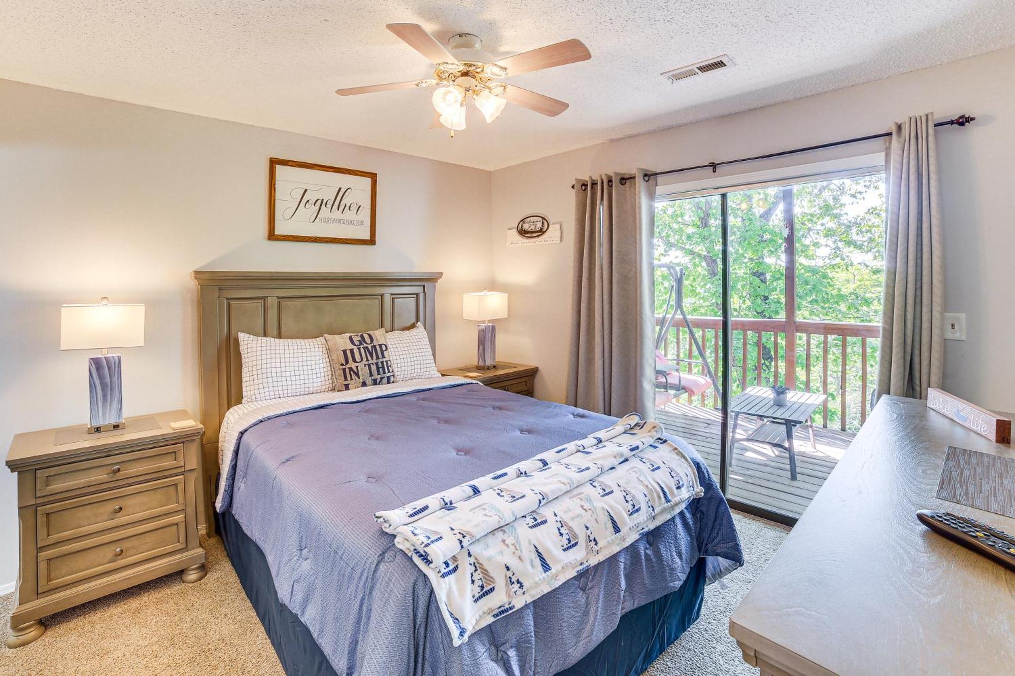 Reed Springs Condo With Furnished Deck And Pool Access Reeds Spring Екстер'єр фото